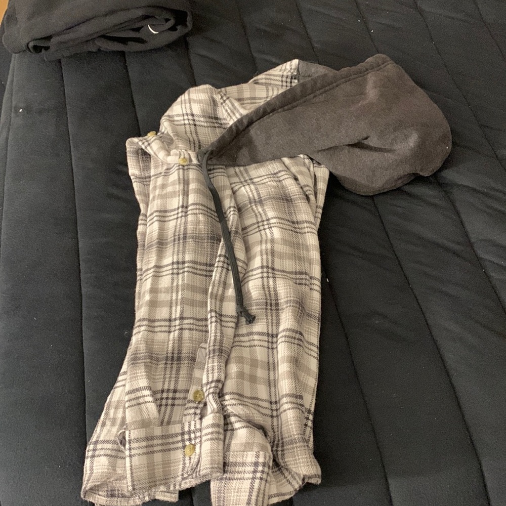 Women’s AMERICAN EAGLE flannel. Small.